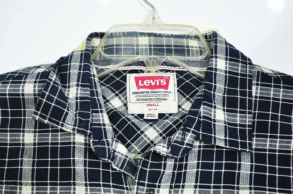 Levi's